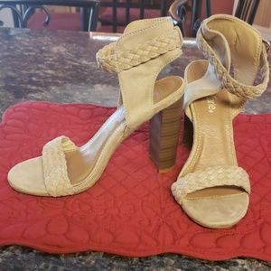 Bella Marie high heels sandals